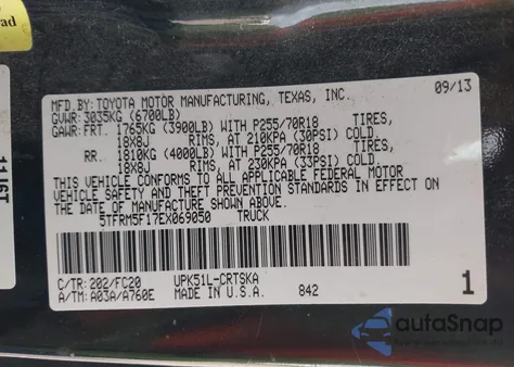 2014 Toyota Tundra Sr5 4.6L V8 z USA, uszkodzony, nr VIN 5TFRM5F17EX069050